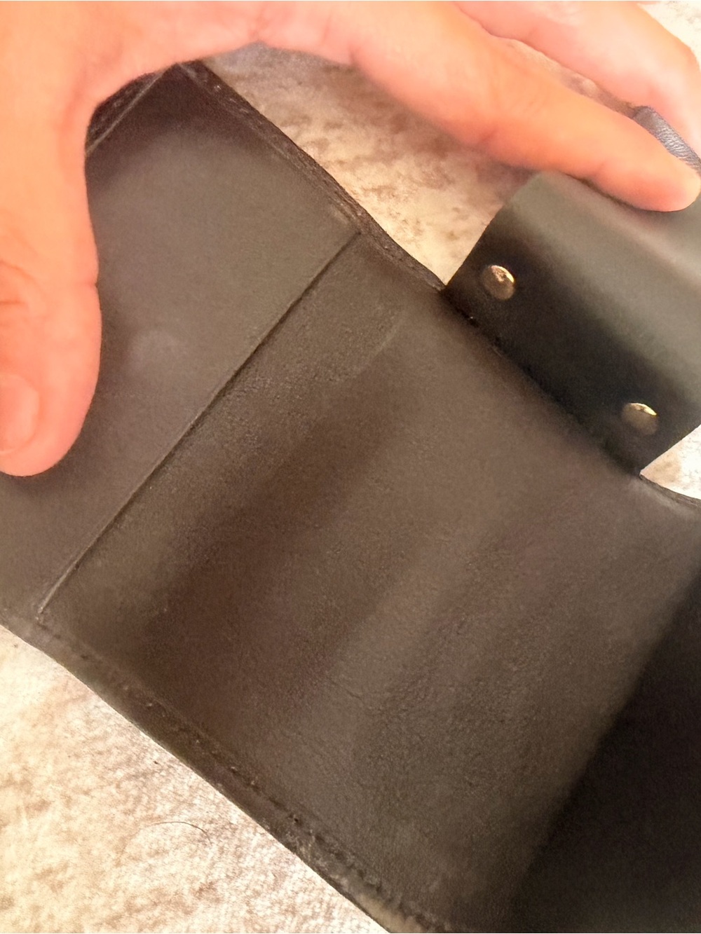 Gucci Brown GG Canvas Leather Key Case with Gold Logo - Picture 5 of 11